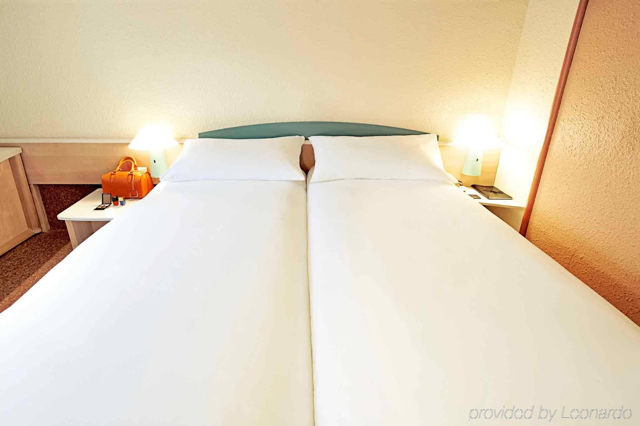 Ibis Budget Caen Porte De Bretagne Bretteville-sur-Odon Luaran gambar